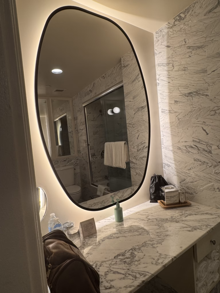 Bathroom mirror Viceroy Santa Monica
