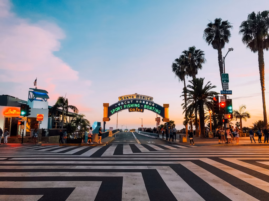 Boutique hotel in Santa Monica - view of the pier
