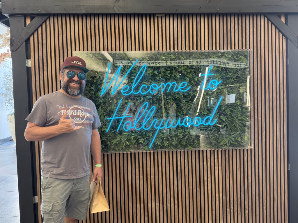 Welcome to Hollywood sign
